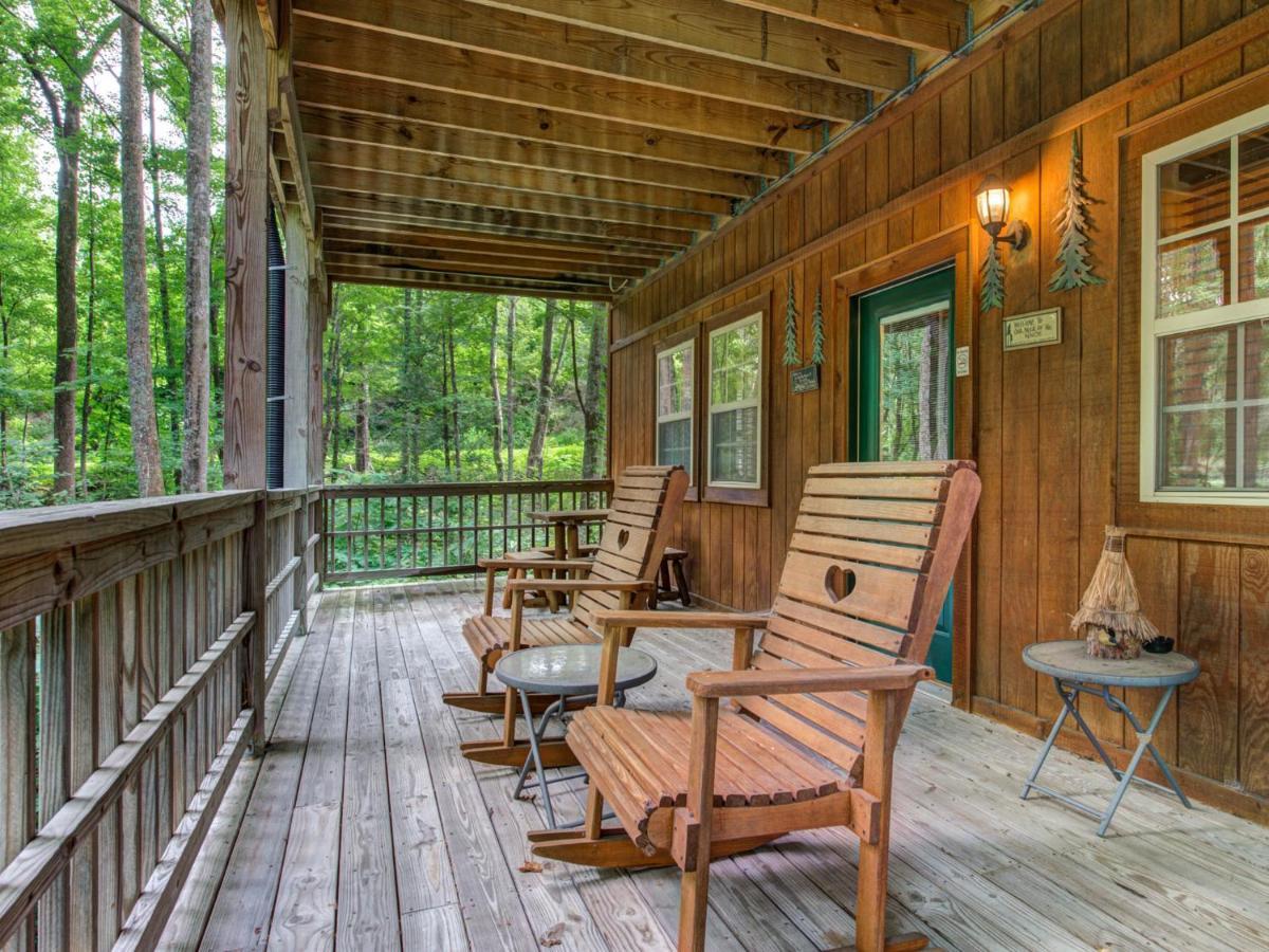 Life'S Escape, 2 Bedrooms, Wifi, Fireplace, Arcade, Jetted Tub, Sleeps 6 Gatlinburg Exterior photo